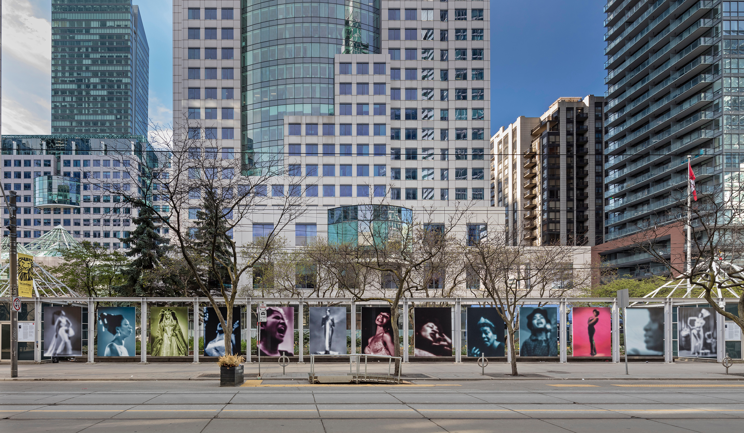     Carrie Mae Weems, Slow Fade to Black, 2010., Public Installation at Metro Hall, King St. W. at
John St., Toronto, April 23–June 4, 2019. Photo: Toni Hafkenscheid. Courtesy Scotiabank
CONTACT Photography Festival, the artist, and Jack Shainman Gallery, New York, NY.

