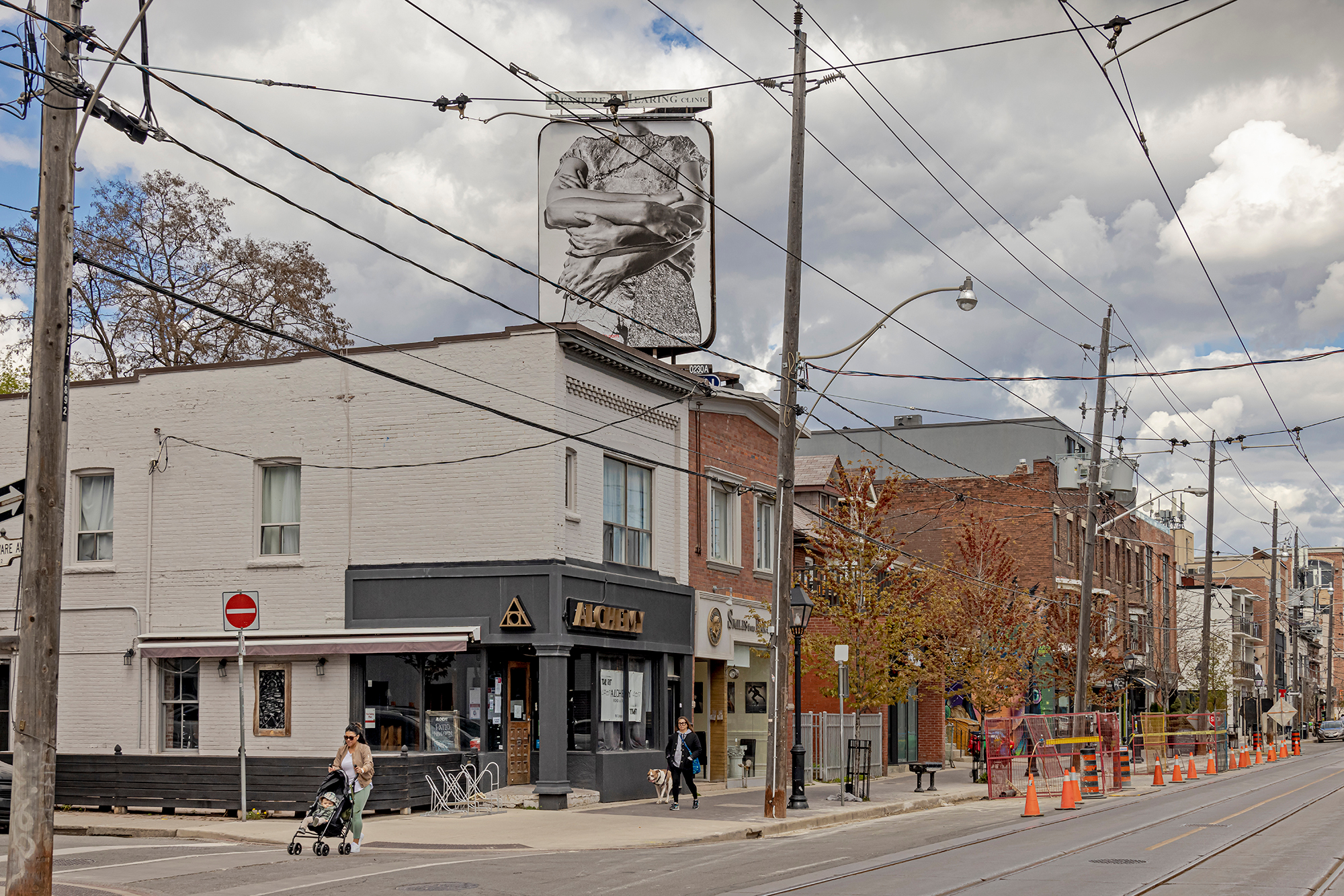     Kim Hoeckele, epoch, stage, shell, installation on Dovercourt Rd/Dupont St, and College St/Dovercourt Rd, Toronto, 2021. Courtesy of the artist and CONTACT. Photo: Toni Hafkenscheid

