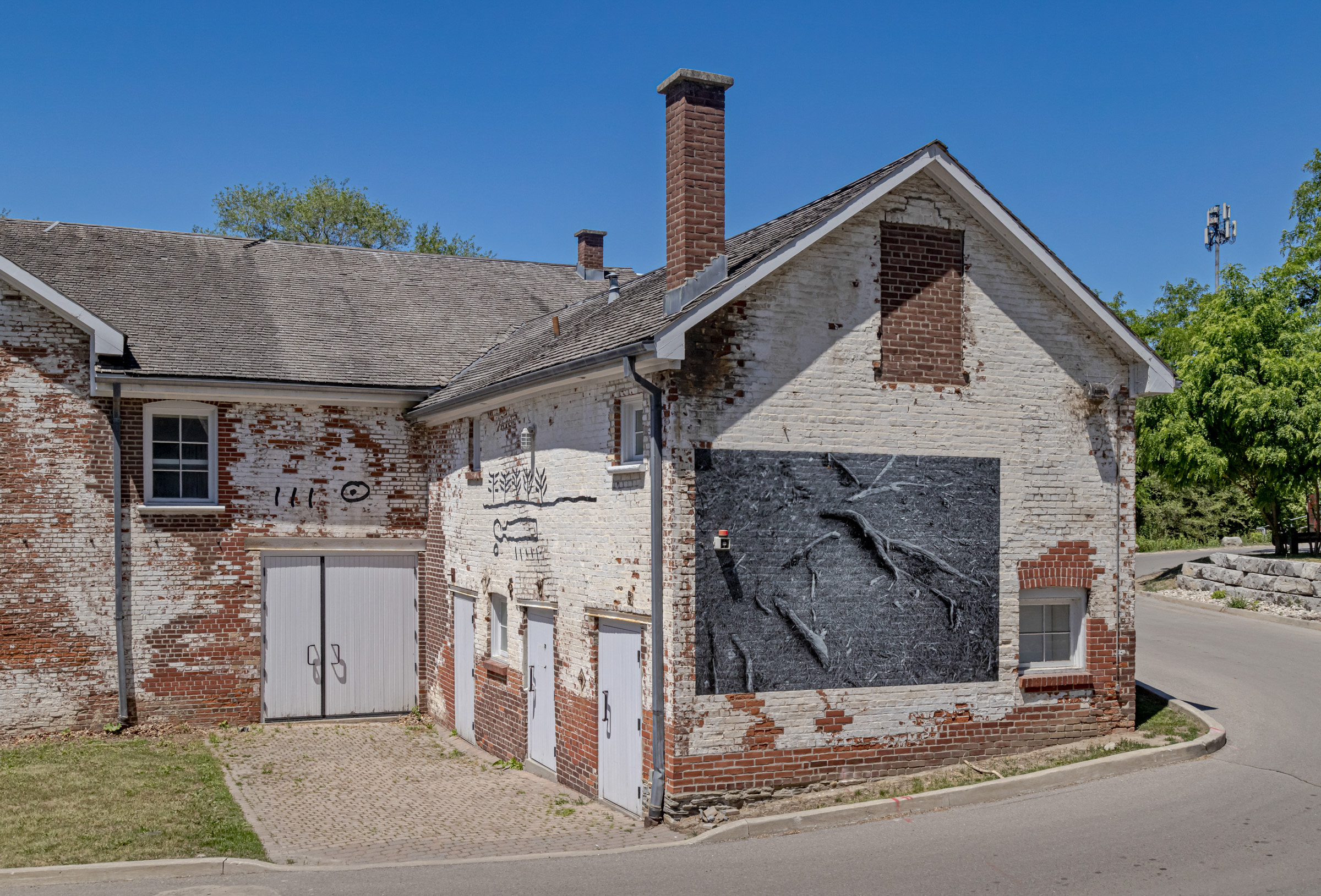     Greg Staats, for at least one day, you should continue to breathe clearly, installation at Todmorden Mills Heritage Site, Toronto 2021. Courtesy of the artist and CONTACT. Photo: Toni Hafkenscheid

