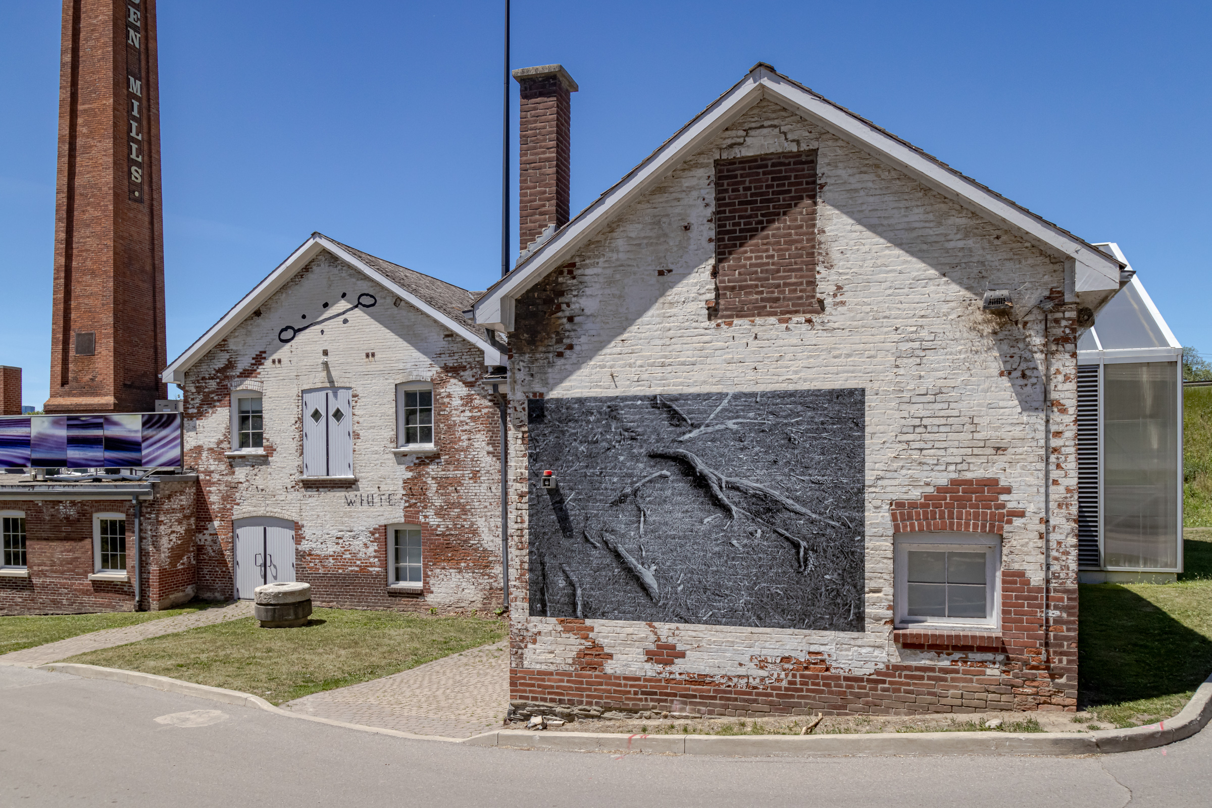     Greg Staats, for at least one day, you should continue to breathe clearly, installation at Todmorden Mills Heritage Site, Toronto 2021. Courtesy of the artist and CONTACT. Photo: Toni Hafkenscheid

