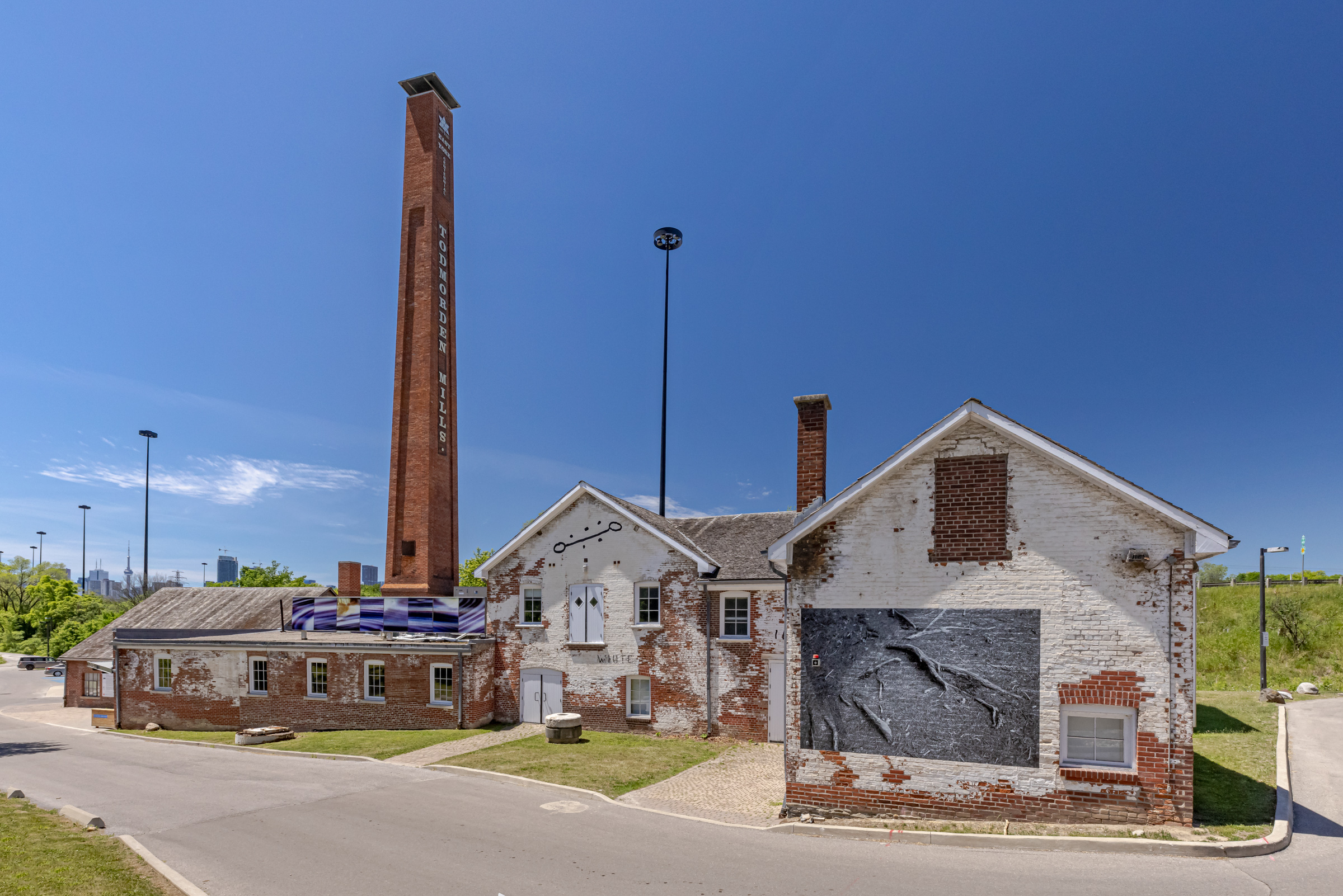     Greg Staats, for at least one day, you should continue to breathe clearly, installation at Todmorden Mills Heritage Site, Toronto 2021. Courtesy of the artist and CONTACT. Photo: Toni Hafkenscheid

