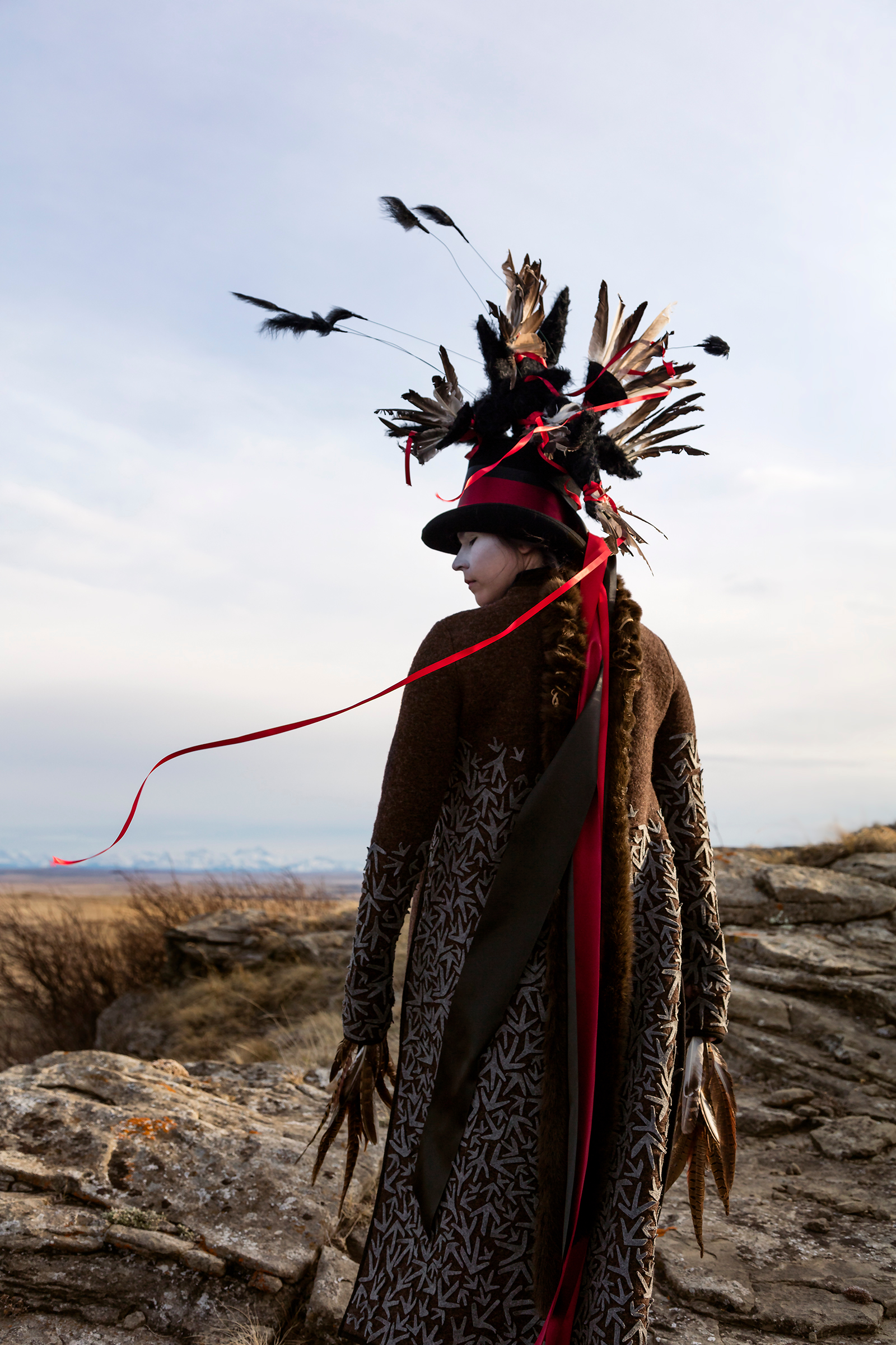     Meryl McMaster, Bring Me To This Place, 2017. Giclée print. Courtesy of the artist and Pierre-François Ouellette Art Contemporain

