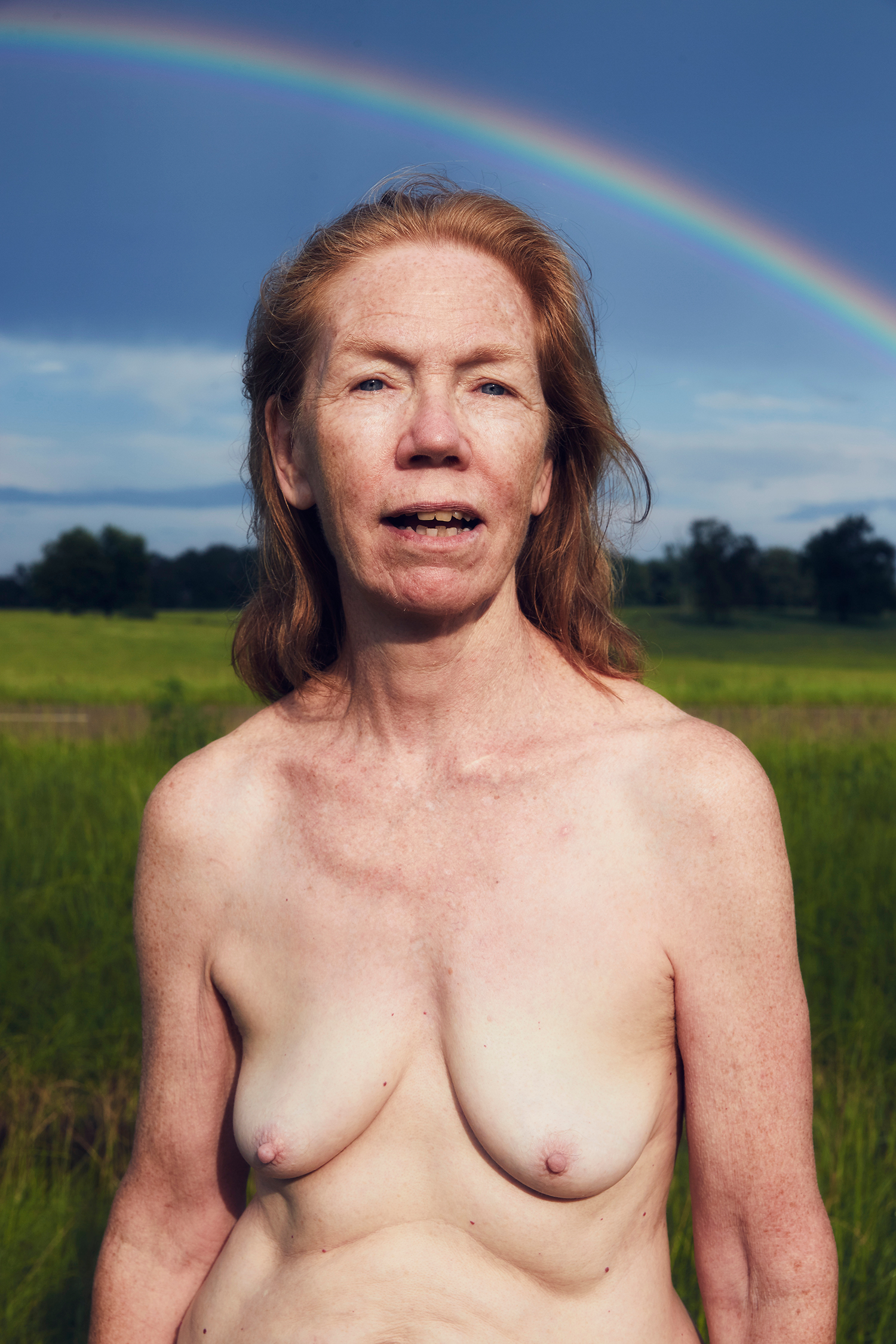     Charlie Engman, Mom with Rainbow, 2016. Courtesy of the artist. 

