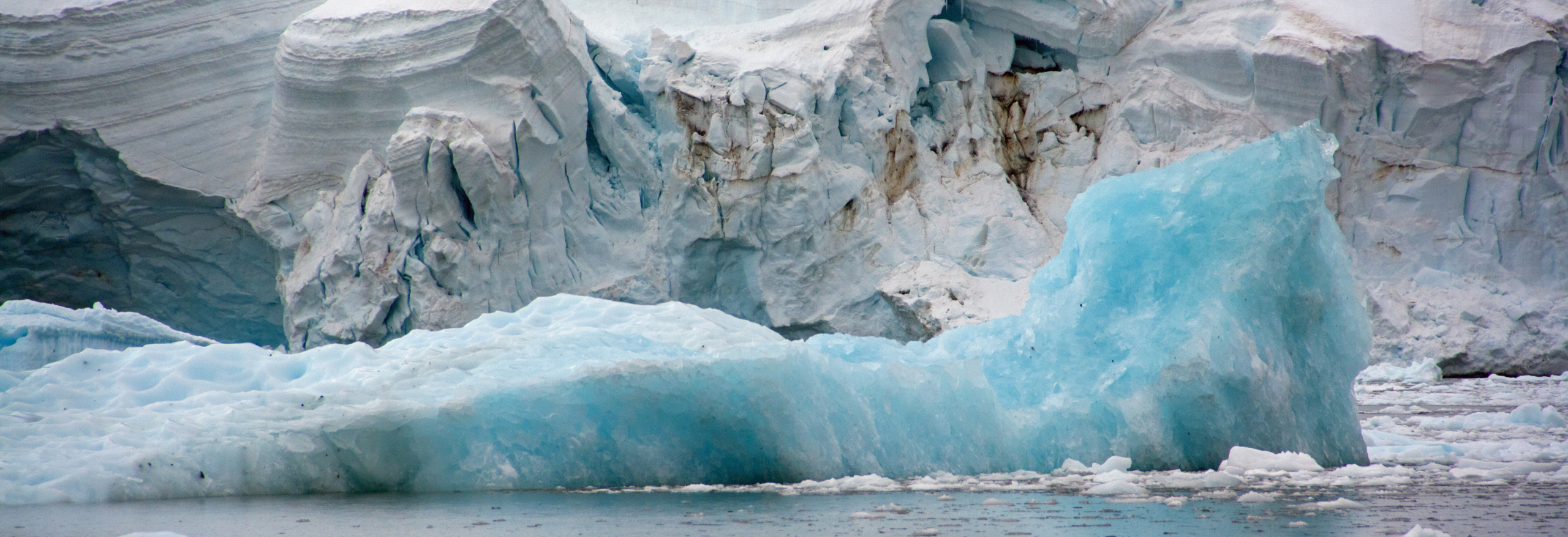     Mark Robinson, Antarctic Iceberg, 2013

