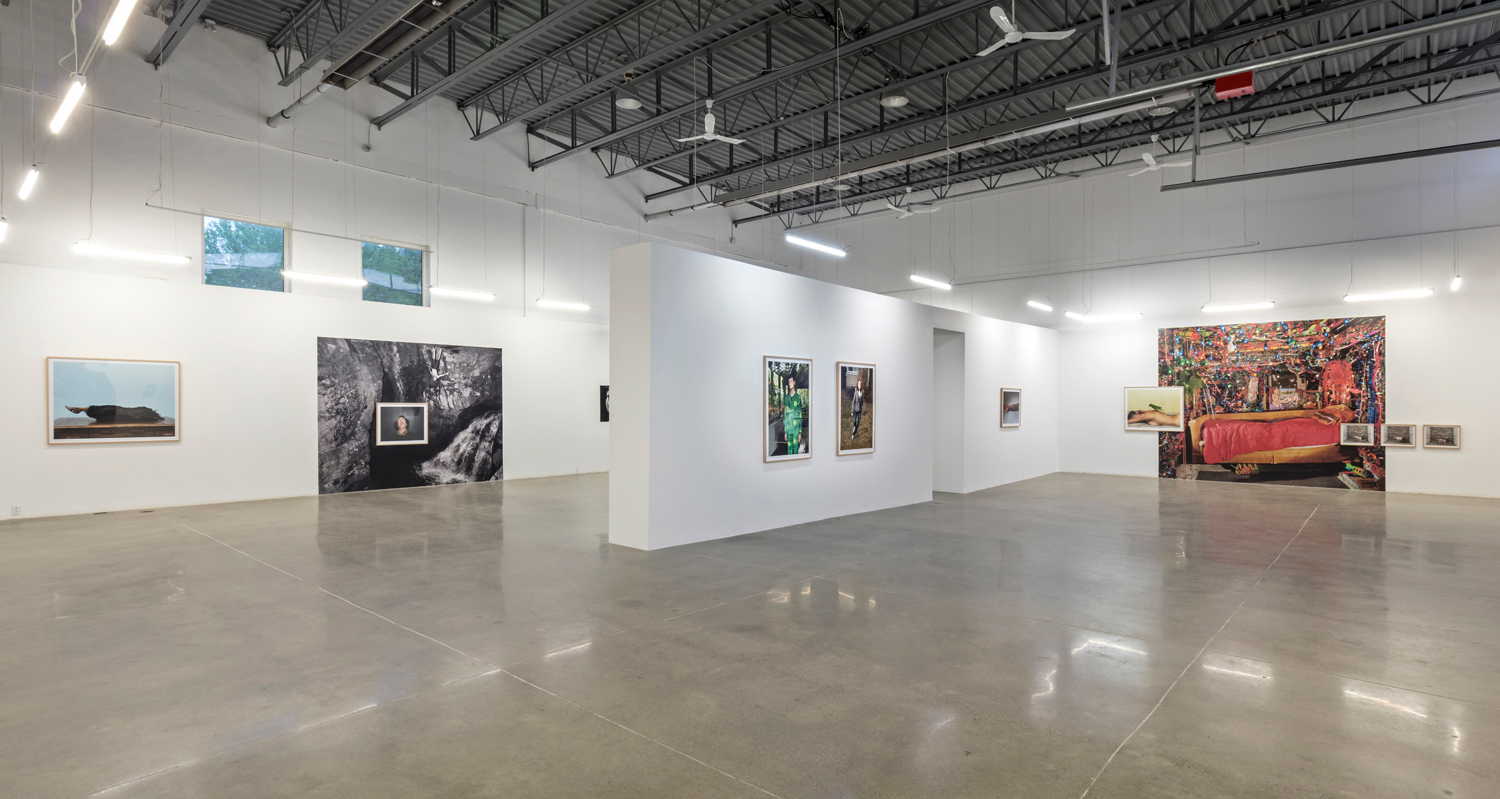     Installation view of Alec Soth, Hypnagogia, Photo: Toni Hafkenscheid

