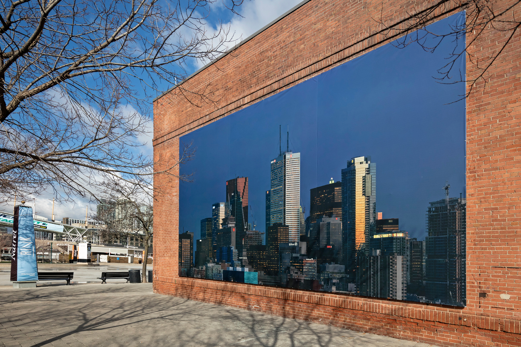     Installation view of Aude Moreau's, Downtown Toronto (Twilight Time), Photo: Toni Hafkenscheid

