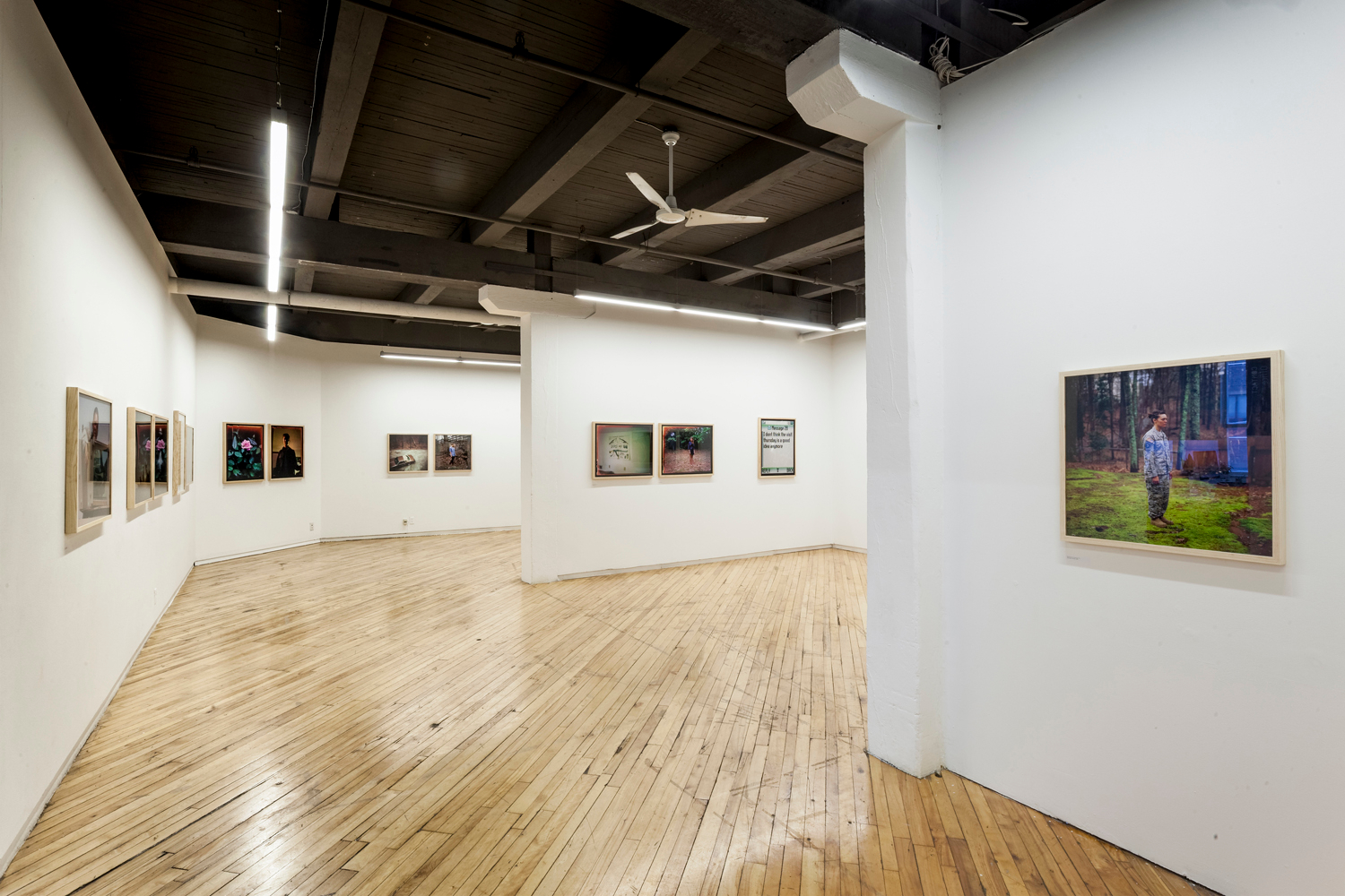     Installation view of Guillaume Simoneau, Love and War, Photo: Toni Hafkenscheid


