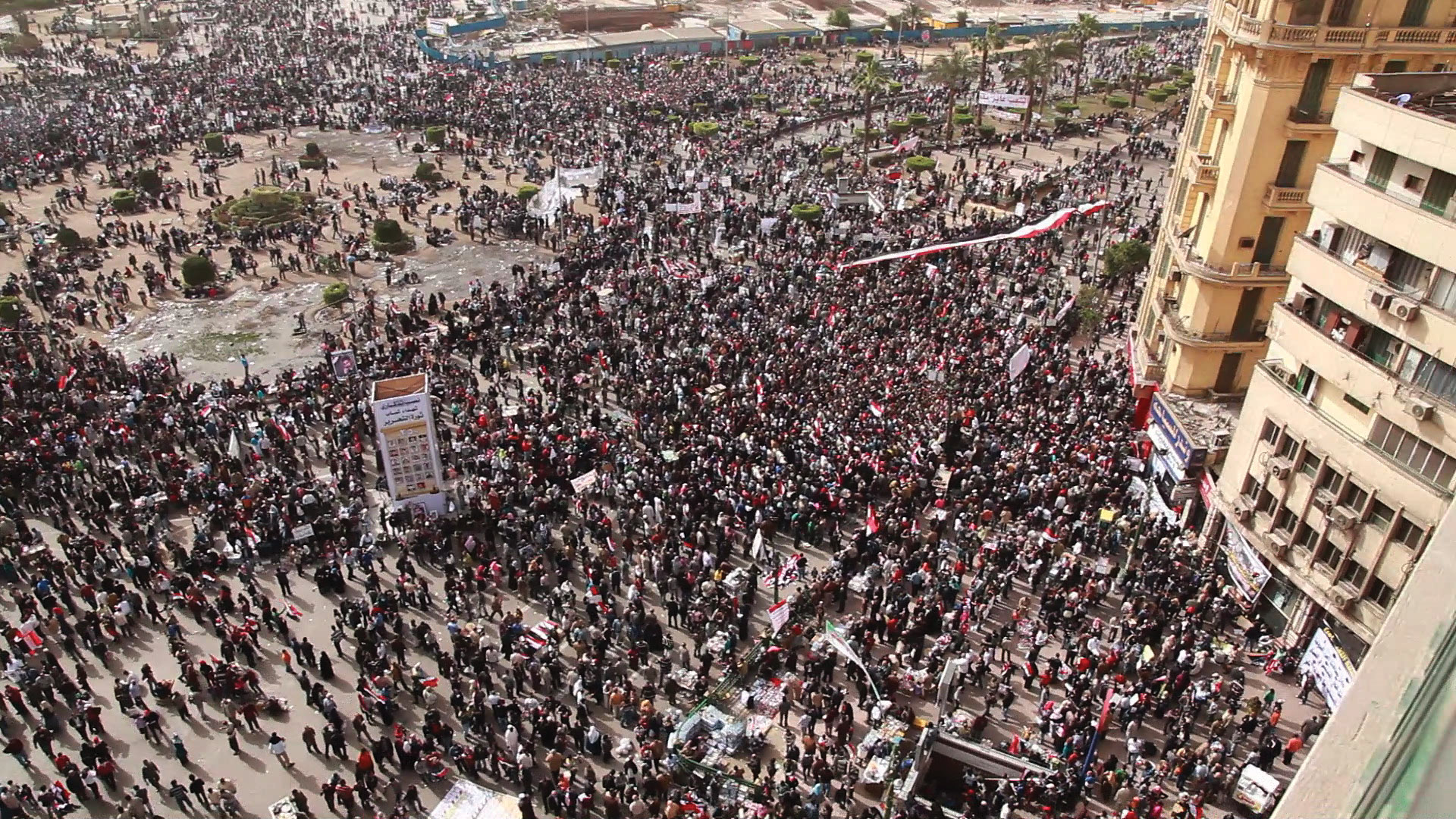     Tarek Abouamin, 18 Days (film still), 2011 Courtesy of the artist

