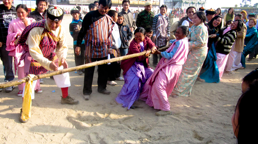     Charisma K. Lepcha, Tug of war, 2010 

