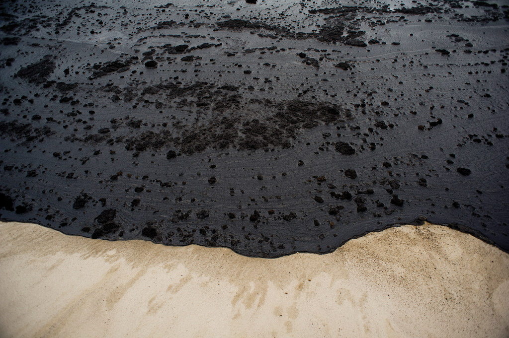     Ian Willms, Tailings Pond, 2010 

