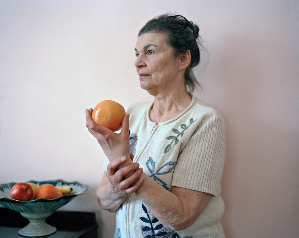     Meera Margaret Singh, Grapefruit, 2008 

