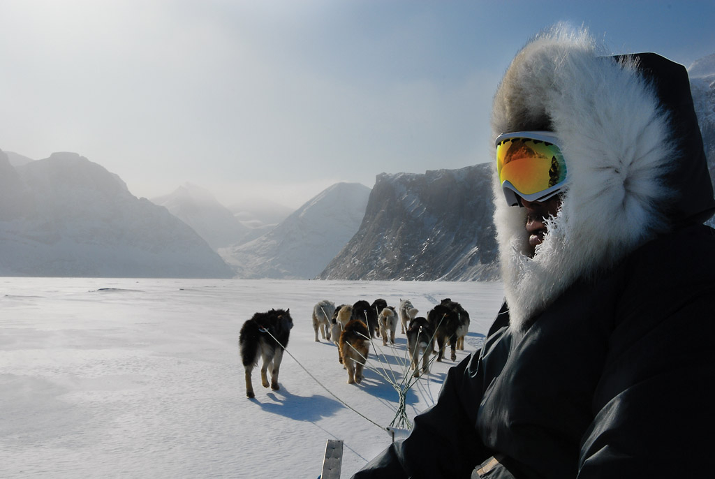     Frank Seiferth, Minus 45 &#8211; Arctic Expedition on a dog sled through the land of ice and snow, 2007 

