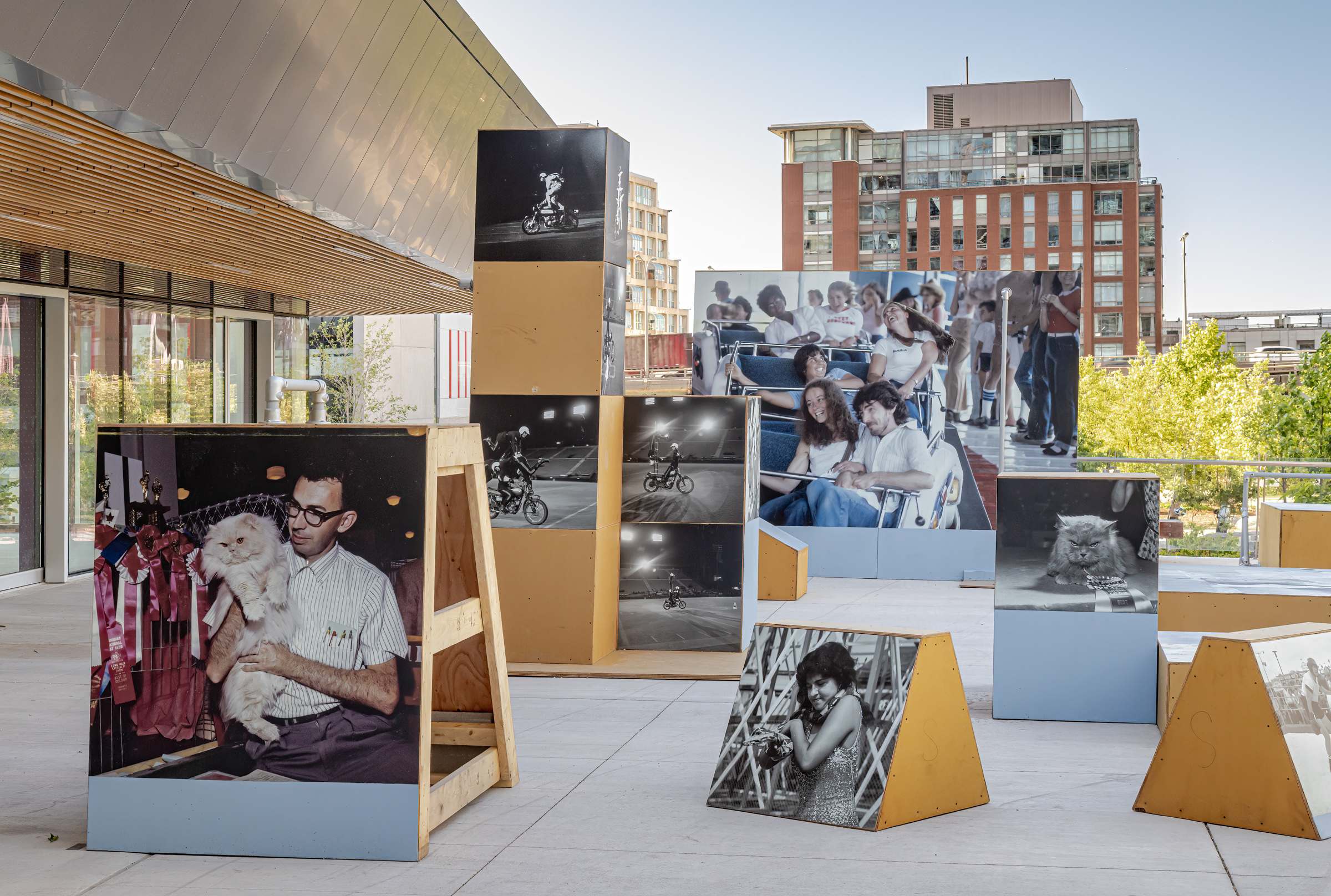     Erik Kessels & Thomas Mailaender, Play Public, installation view, The Bentway Studio at Canoe Landing, 2021. Courtesy of the artists, The Bentway Conservancy, and CONTACT. Photo: Toni Hafkenscheid

