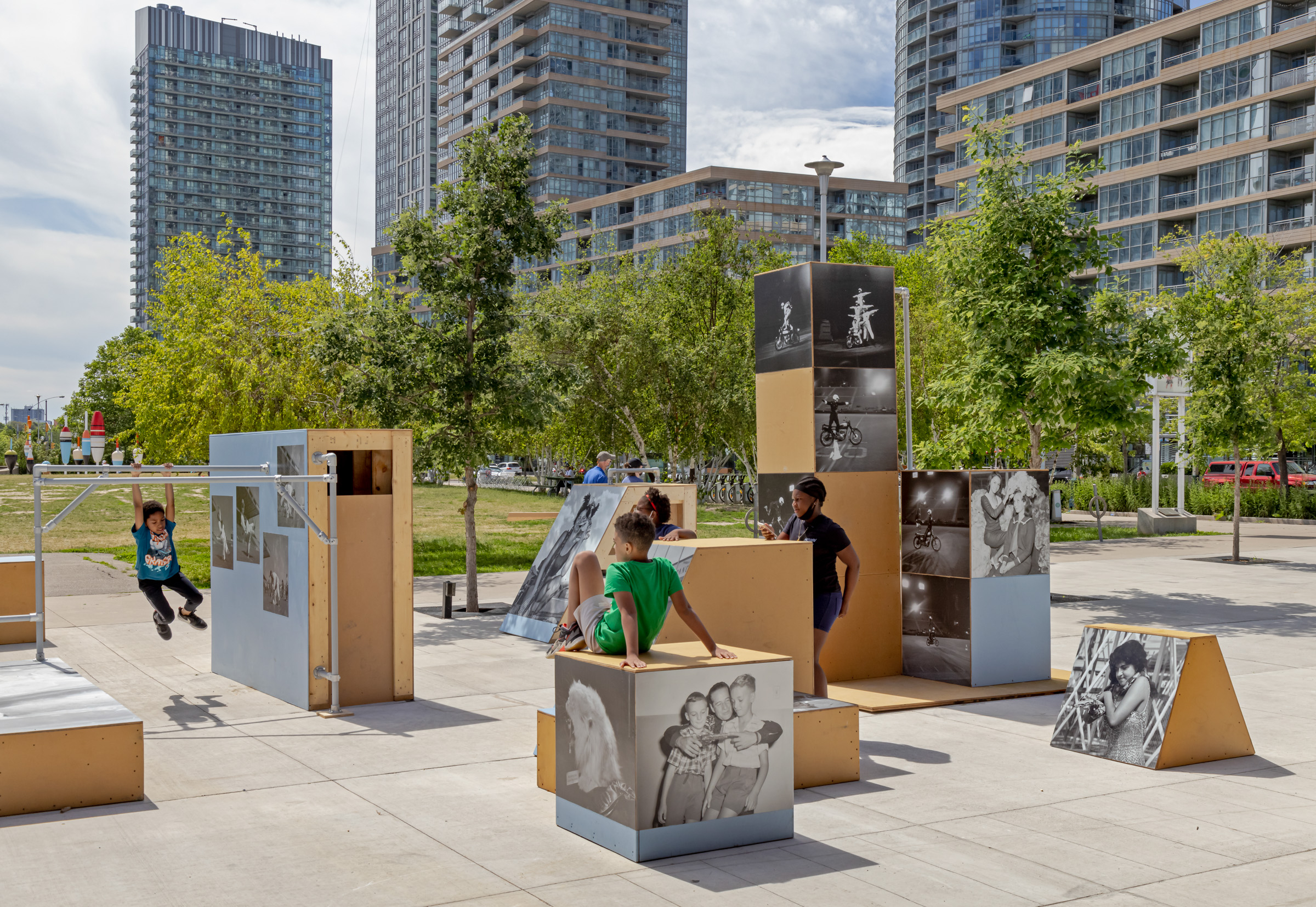     Erik Kessels & Thomas Mailaender, Play Public, installation view, The Bentway Studio at Canoe Landing, 2021. Courtesy of the artists, The Bentway Conservancy, and CONTACT. Photo: Toni Hafkenscheid

