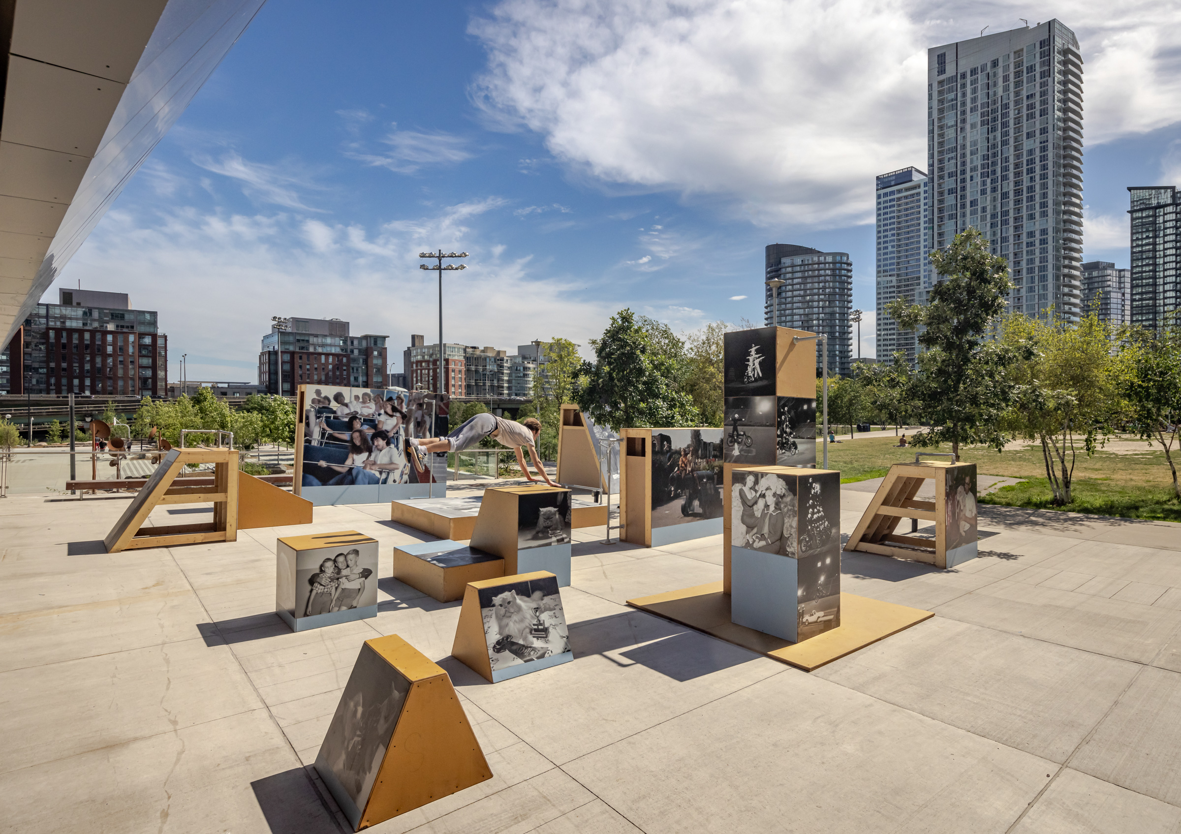     Erik Kessels & Thomas Mailaender, Play Public, installation view, The Bentway Studio at Canoe Landing, 2021. Courtesy of the artists, The Bentway Conservancy, and CONTACT. Photo: Toni Hafkenscheid

