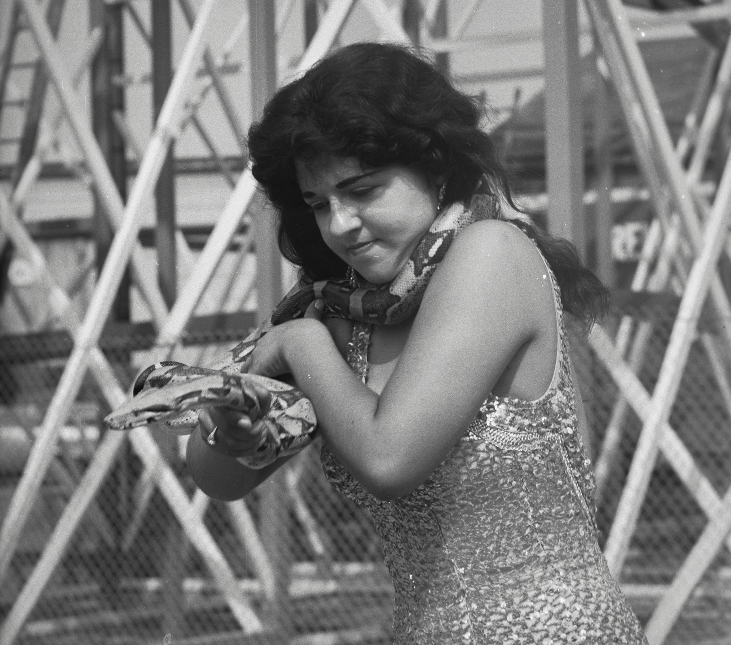 Snake Charmer, 1960. Canadian National Exhibition Archives, MG5-F346-I4. Courtesy of the CNEA