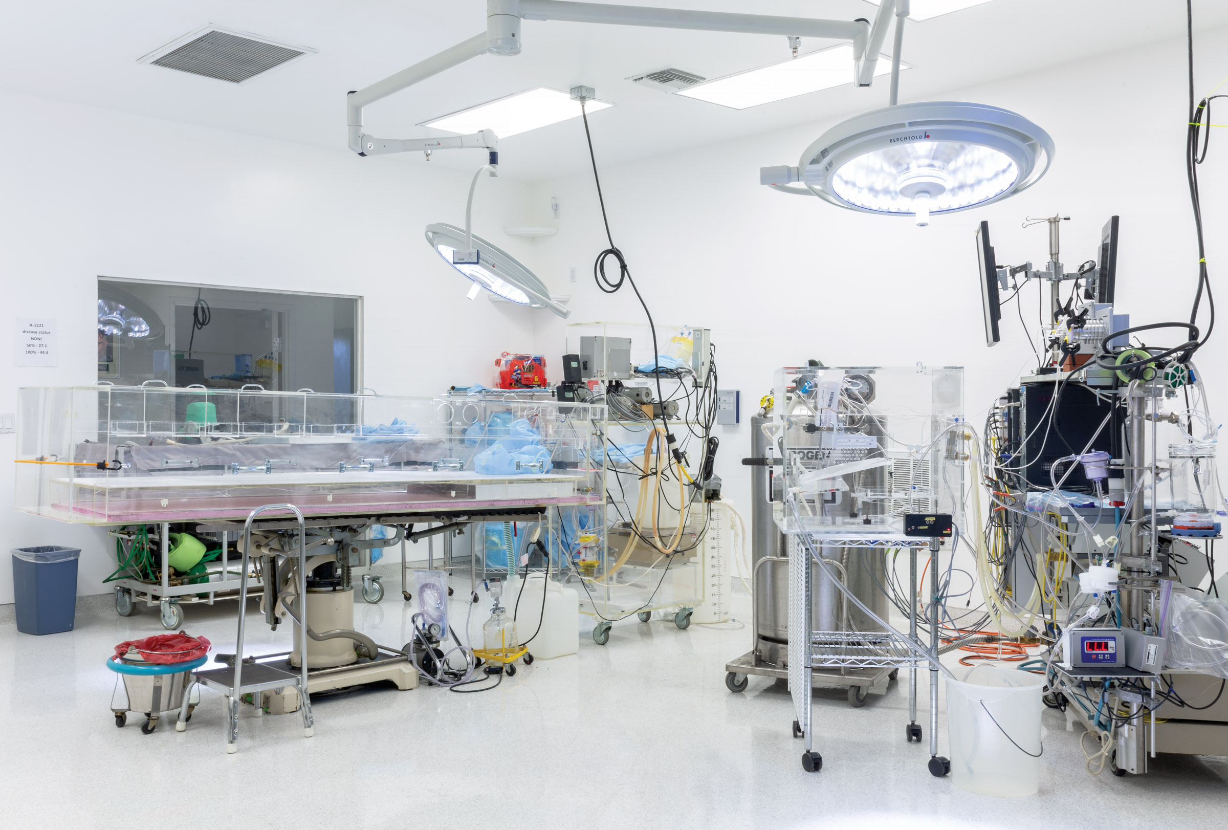 Alberto Giuliani, Alcor Life Extension Foundation in Scottsdale, Arizona, USA, 2017. Courtesy of the artist.In this operating theatre, patients’ bodies are frozen for cryopreservation. The cooling process takes place on the left sarcophagus for those who require full-body cryopreservation, and the box on the right is used for those who only require head cryopreservation.