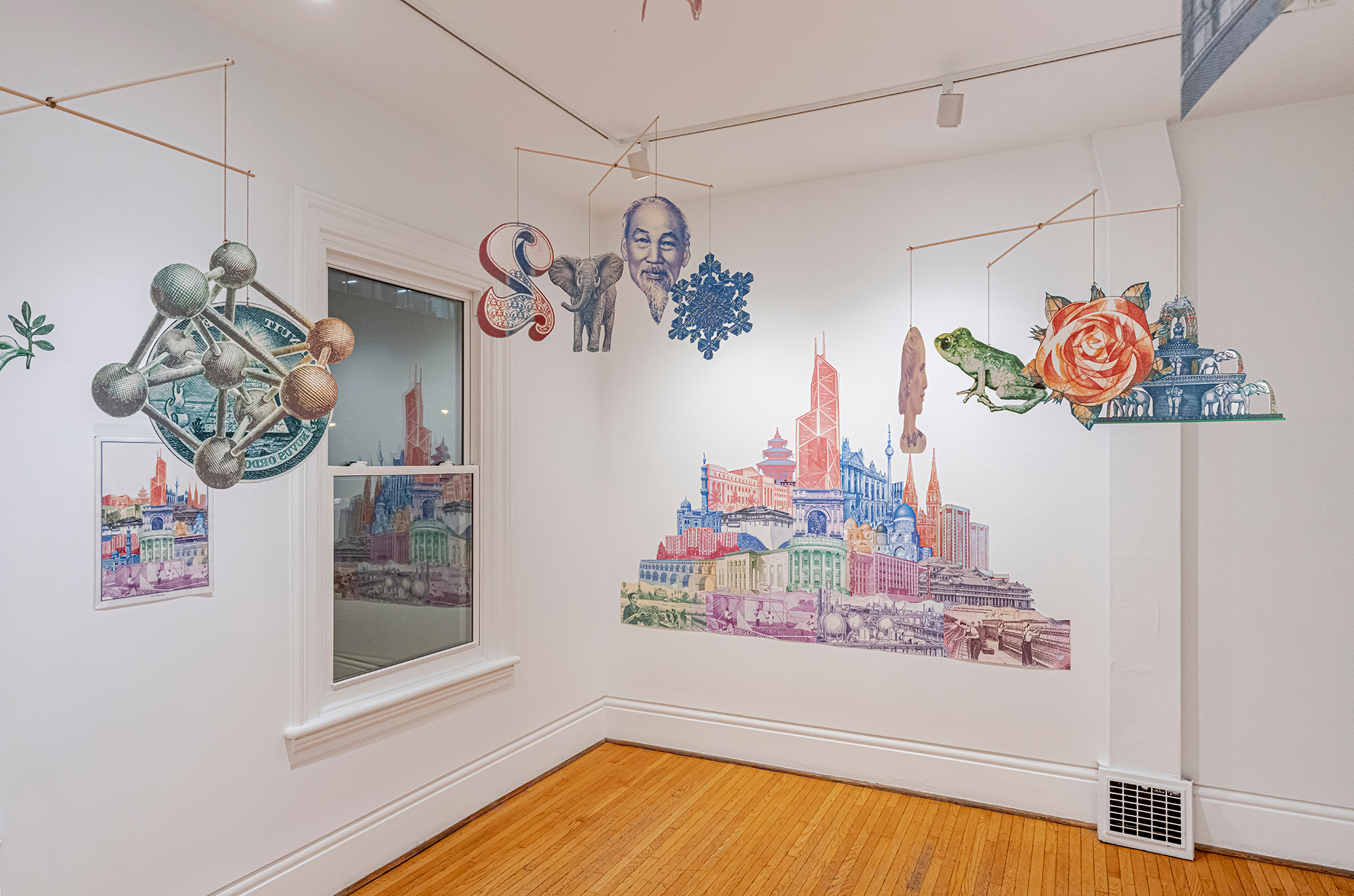     Ho Tam, The Greatest Stories Ever Told, installation view, Paul Petro Contemporary Art, 2022. Courtesy of the artist and Paul Petro Contemporary Art. Photo by Toni Hafkenscheid

